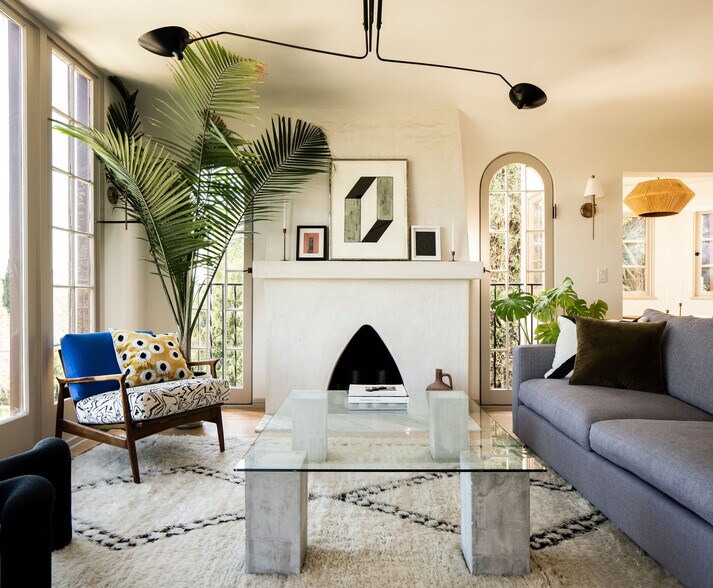 More Photos Of 1825 Redesdale Ave, Los Angeles Multifamily For Sale