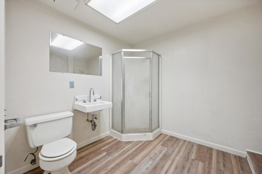 More Photos Of 2276 Hayes St, San Francisco Apartments For Sale