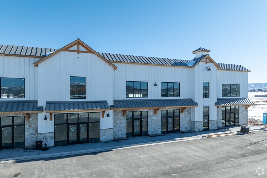 More Photos Of 1223 S Harwood Way, Francis Freestanding For Lease