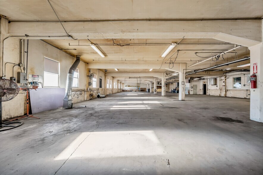 More Photos Of 373 High St, Wilkes Barre Manufacturing For Lease