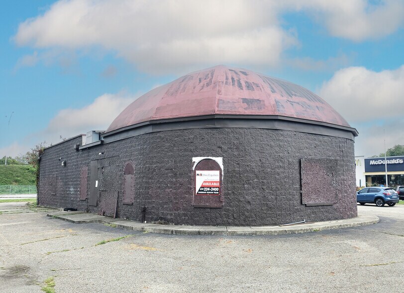 Primary Photo Of 1971 E Livingston Ave, Columbus Fast Food For Sale