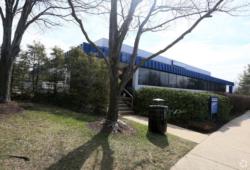 More Photos Of 13922 Baltimore Ave, Laurel Medical For Sale