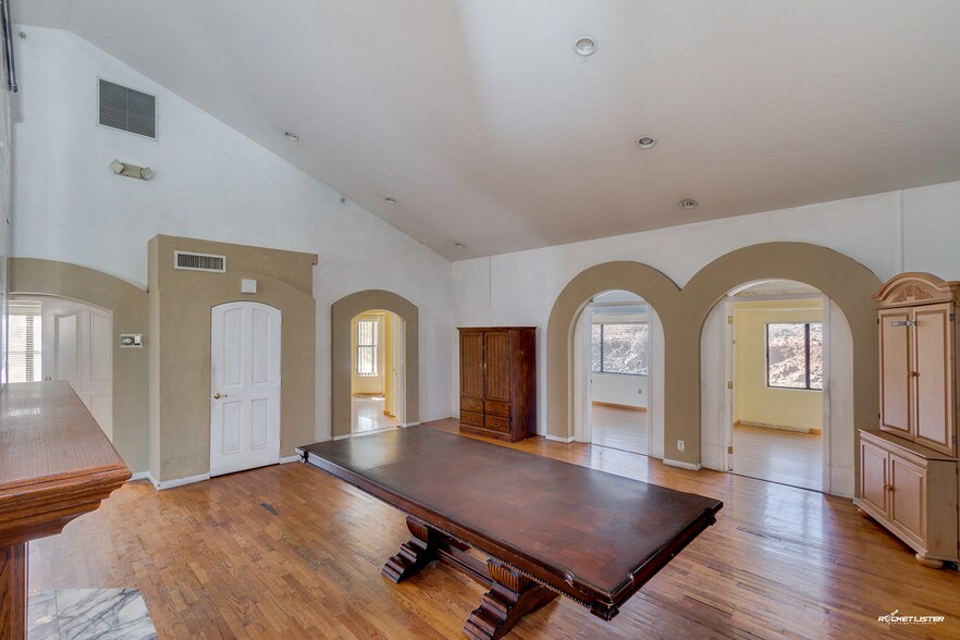 More Photos Of 14414 N 29th St, Phoenix Assisted Living For Lease