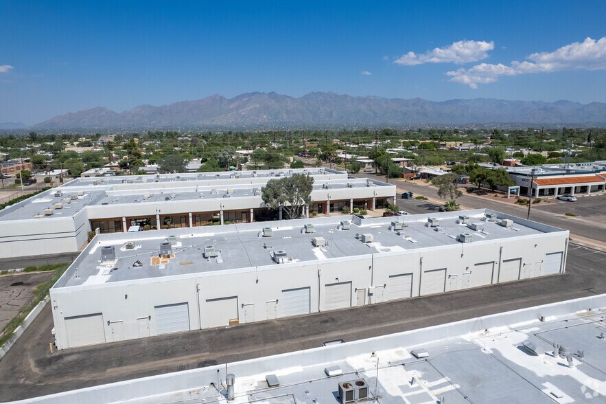 More Photos Of 3957 E Speedway Blvd, Tucson Light Manufacturing For Lease