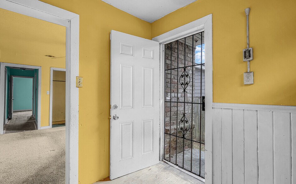 More Photos Of 2118 E Gwinnett St, Savannah Multifamily For Sale