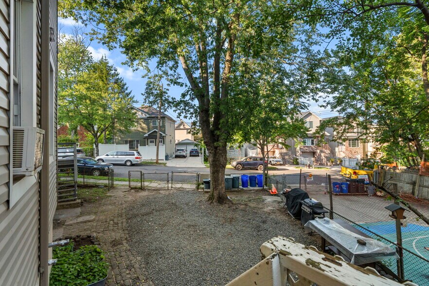 More Photos Of 1023-1029 Van Duzer St, Staten Island Apartments For Sale