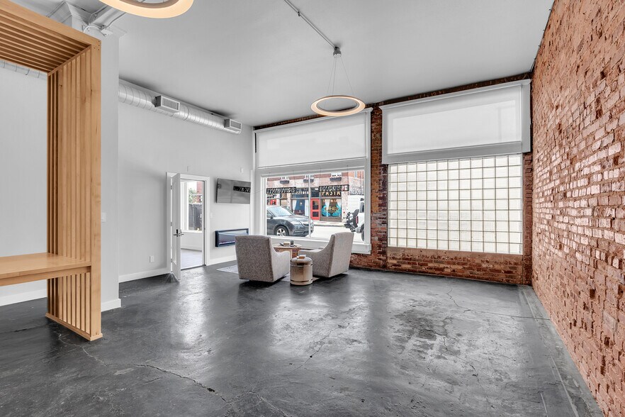 More Photos Of 815 E 3rd St, Tulsa Storefront Retail Office For Lease