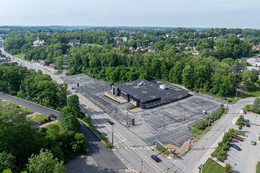 More Photos Of 4800 Clairton Blvd, Pittsburgh Auto Dealership For Lease