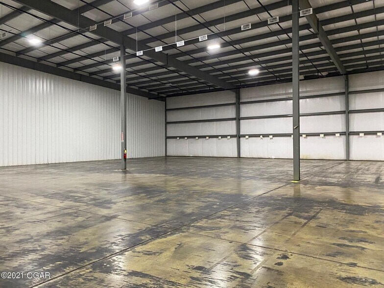 More Photos Of 3191 County Lane 187, Carthage Industrial For Lease