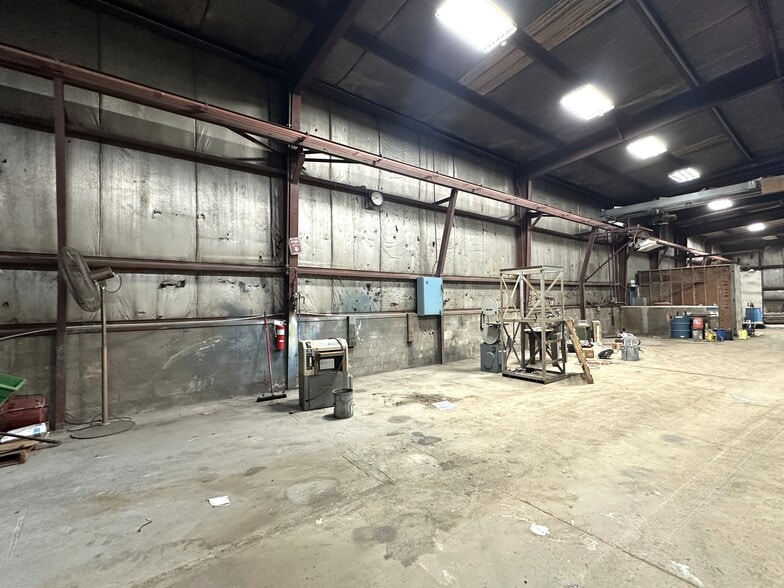 More Photos Of 3731 W Alexandersville Bellbrook Rd, Dayton Warehouse For Sale