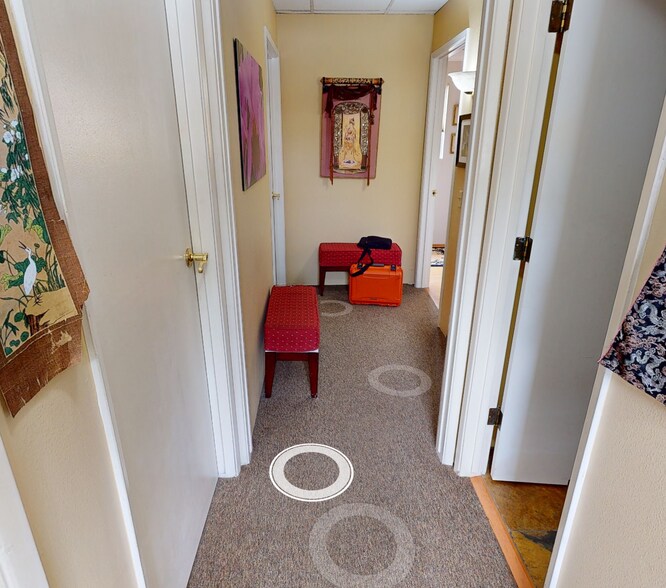 More Photos Of 121 W E St, Encinitas Storefront For Sale