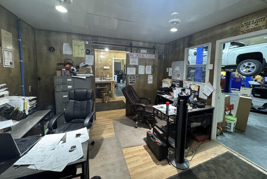 More Photos Of 25828 Highway 129, Green City General Retail For Sale
