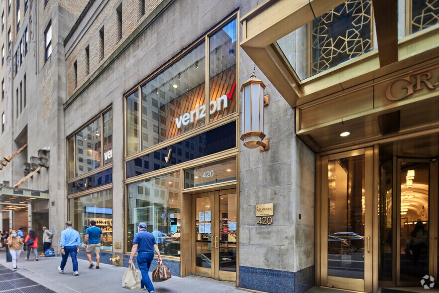 More Photos Of 420 Lexington Ave, New York Office For Lease
