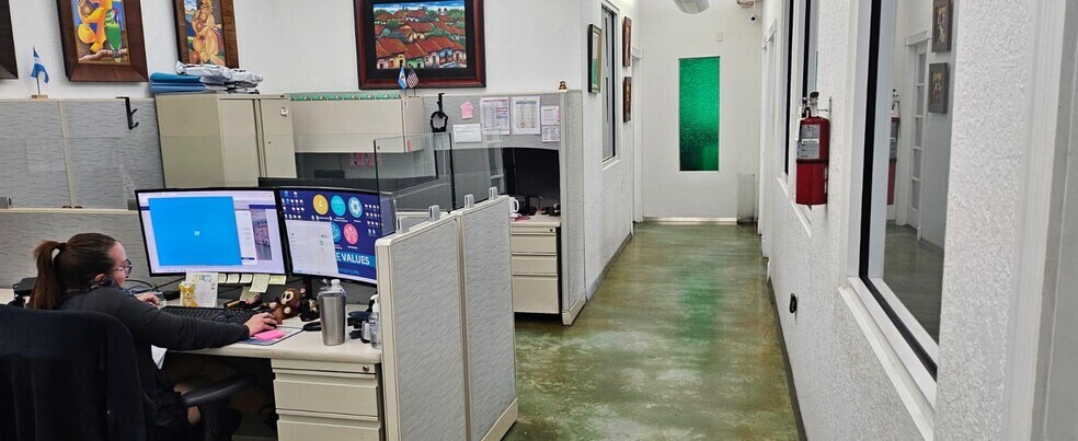 More Photos Of 770 Ponce de Leon Blvd, Coral Gables Office For Lease