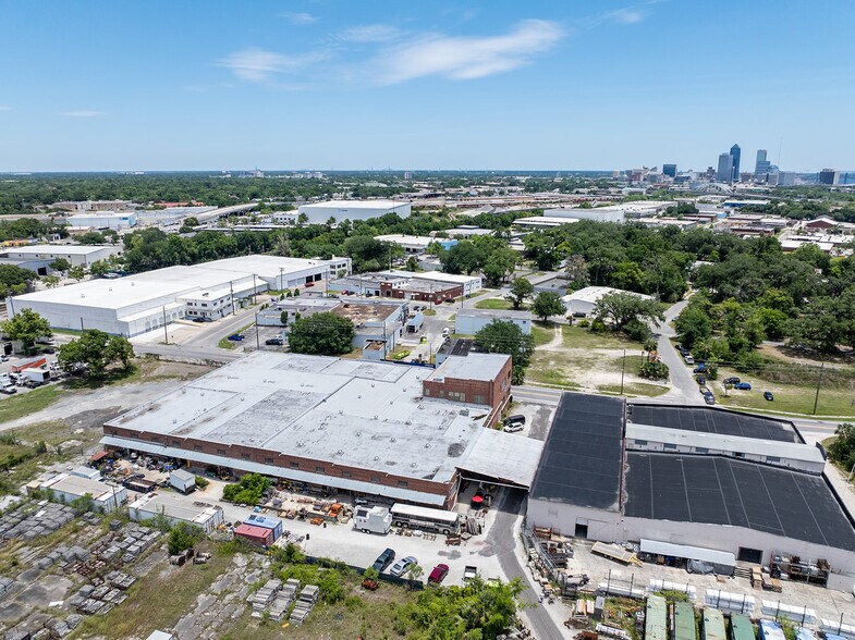 More Photos Of 106 Stockton St, Jacksonville Warehouse For Lease