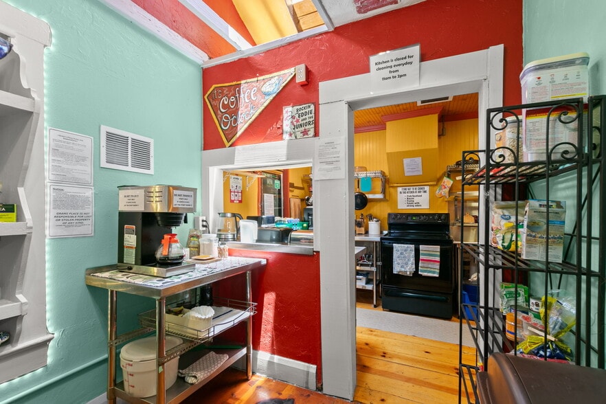 More Photos Of 3109 N Ola Ave, Tampa Hospitality For Sale