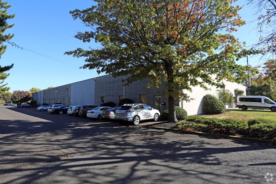 Primary Photo Of 1957 Pioneer Rd, Huntingdon Valley Warehouse For Lease