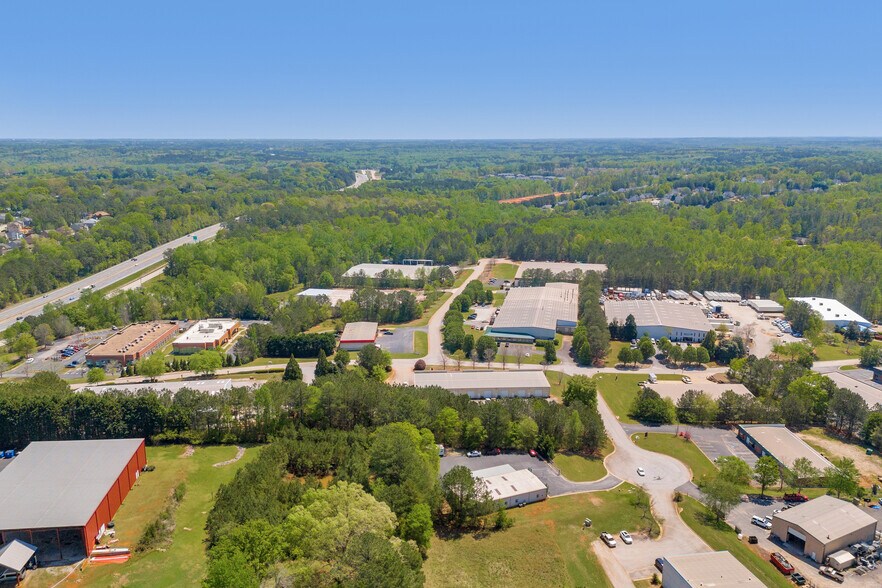 More Photos Of 40 Chamisa Rd, Covington Distribution For Lease