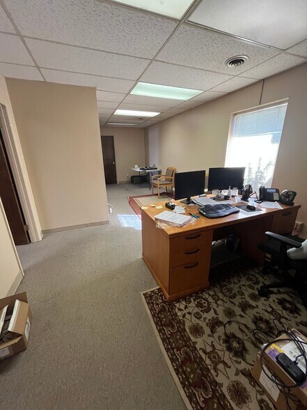 More Photos Of 7643 Highway 178, Olive Branch Office For Sale