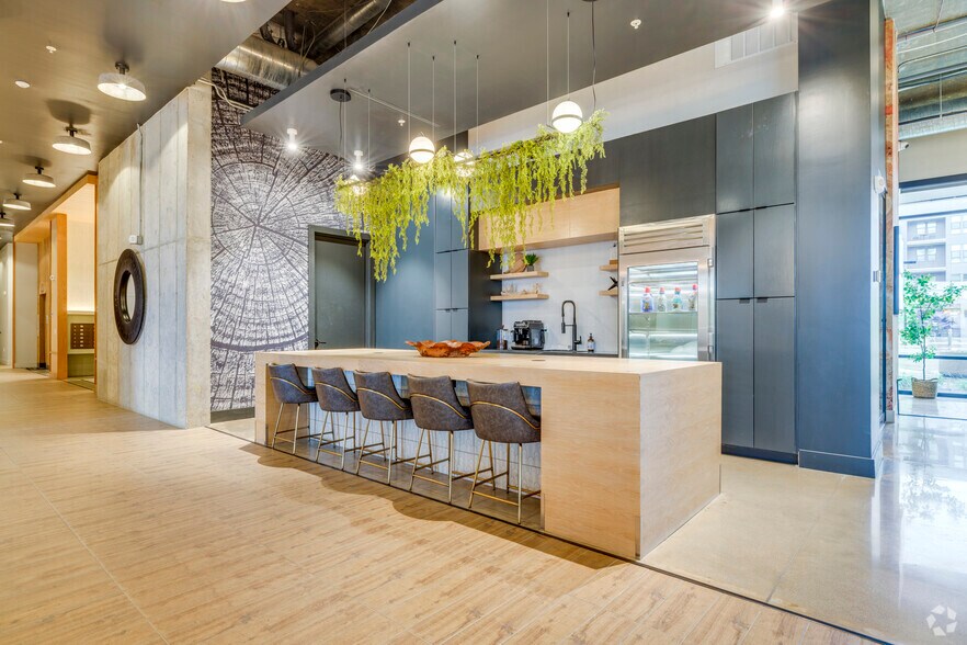 More Photos Of 2219 E 11th St, Tulsa Apartments For Lease