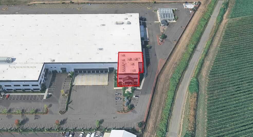 More Photos Of 3204 NW 38th Cir, Vancouver Distribution For Lease