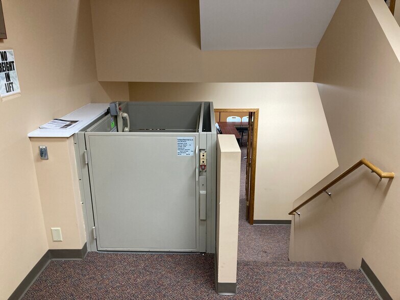 More Photos Of 118 E Superior St, Duluth Storefront Retail Office For Sale