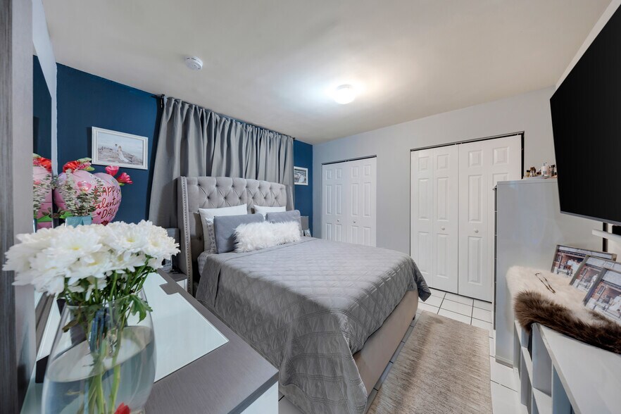 More Photos Of 569 SW 4th St, Miami Apartments For Sale