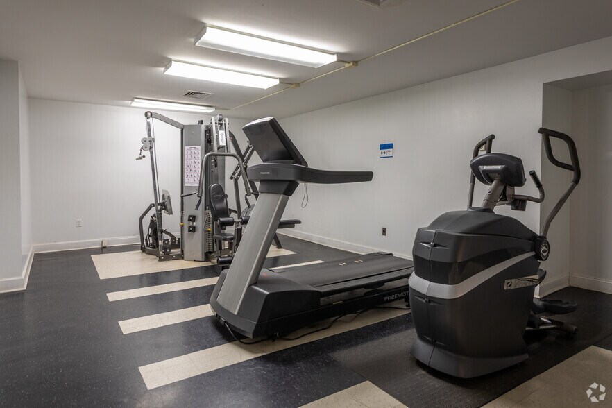 More Photos Of 1520 Park Ave, Baltimore Apartments For Sale