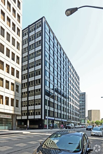 More Photos Of 75 Albert St, Ottawa Office For Lease