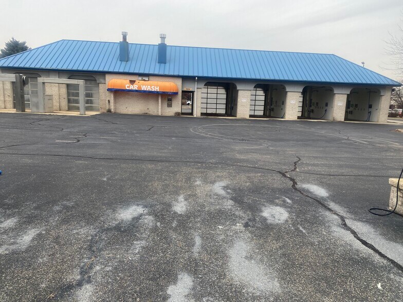 More Photos Of 1250 Douglas Rd, Oswego Carwash For Lease