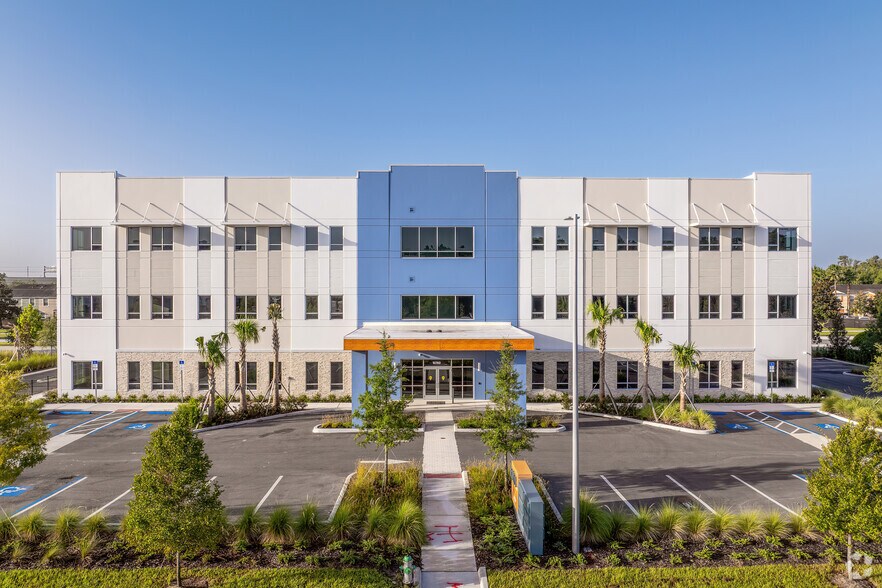 More Photos Of 10760 Moss Rose Way, Orlando Medical For Lease