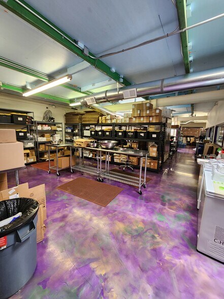 More Photos Of 3109 Los Arboles Ave NE, Albuquerque Warehouse For Sale