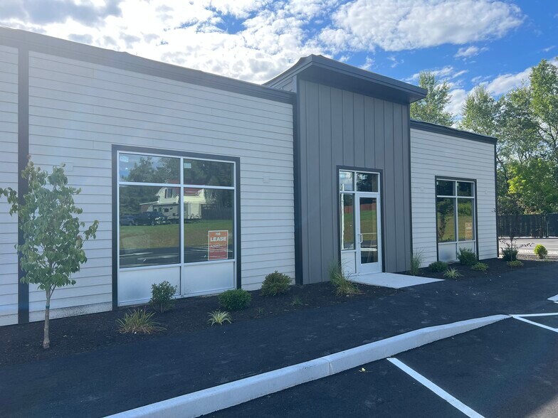 More Photos Of 148 Sabattus Rd, Sabattus Storefront Retail Office For Lease