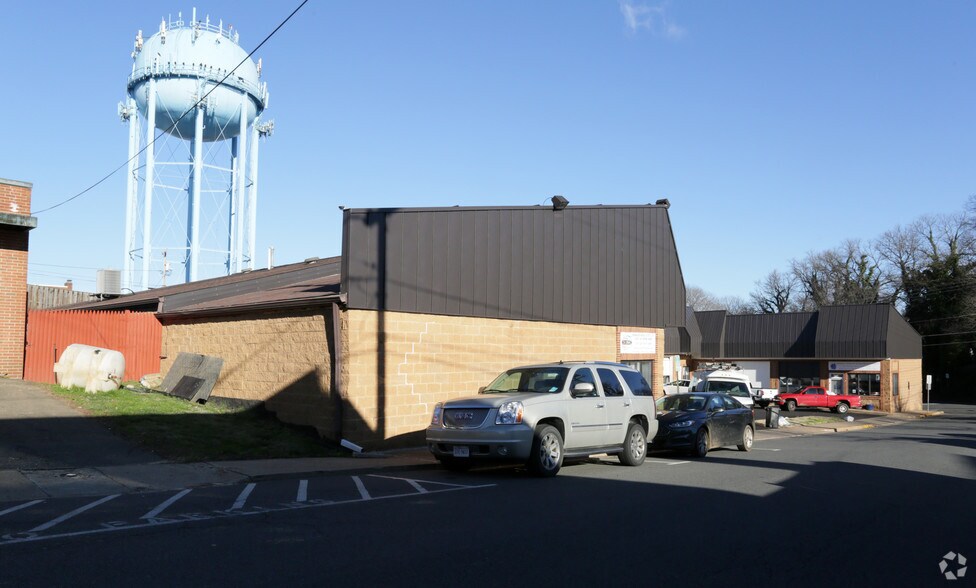 More Photos Of 40 N 5th St, Warrenton Office For Sale