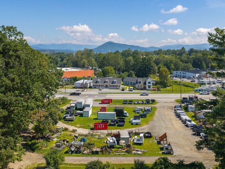 More Photos Of 6063 Asheville Hwy, Hendersonville Land For Lease