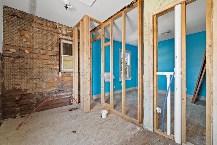 More Photos Of 1030 Main St, Union Grove Storefront Retail Residential For Sale