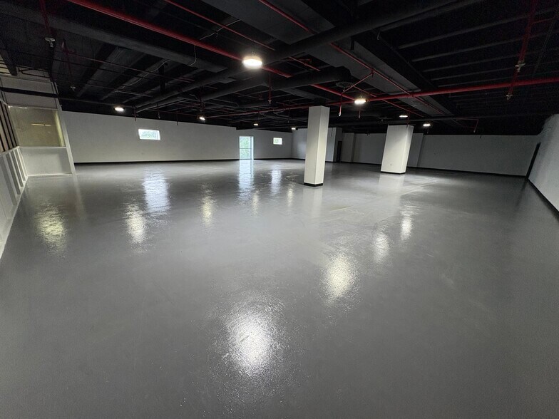 More Photos Of 1201 Cumberland Ave, West Lafayette Office For Lease