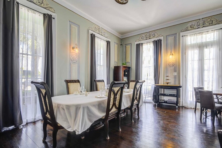 More Photos Of 1502 Market St, Galveston Hospitality For Sale