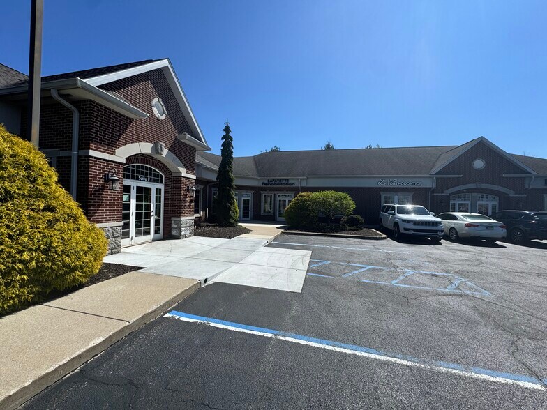 More Photos Of 3451 Wyndham Way, West Lafayette Office For Lease