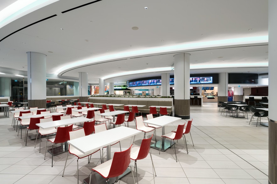 More Photos Of 160 Elgin St, Ottawa Office For Lease