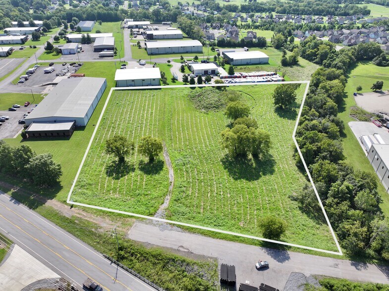 More Photos Of Airport Rd, Gallatin Land For Sale