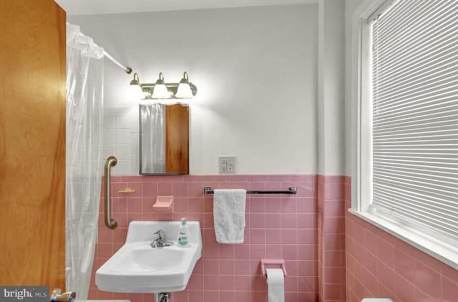 More Photos Of 3534 Kutztown Rd, Reading Office For Sale