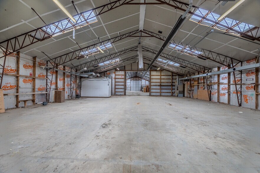 More Photos Of 37 Fairview Rd, Richland Industrial For Sale