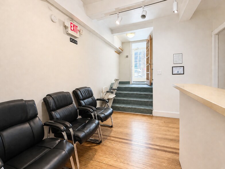 More Photos Of 235 E 22nd St, New York Apartments For Sale