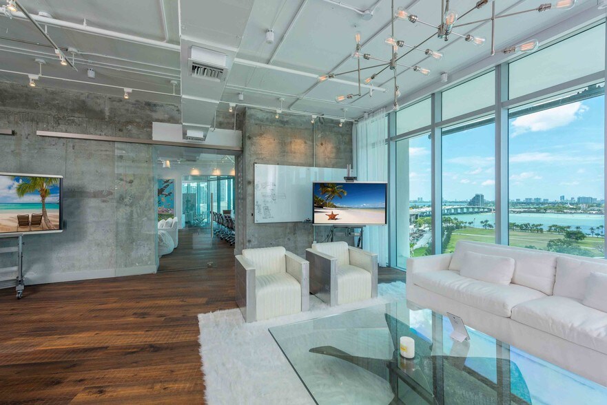 More Photos Of 900-990 Biscayne Blvd, Miami Apartments For Sale