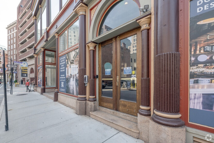 More Photos Of 82-90 Weybosset St, Providence Apartments For Lease