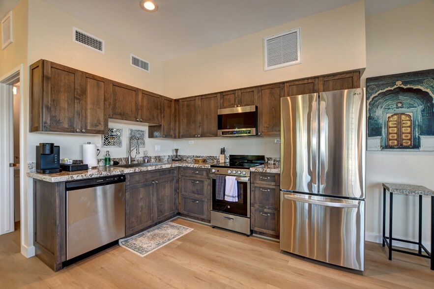 More Photos Of 1490 W Gurley St, Prescott Apartments For Sale