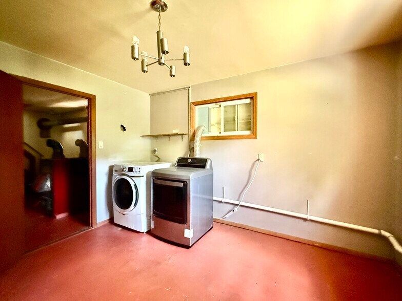 More Photos Of 5085 Route 23A, Haines Falls Flex For Sale