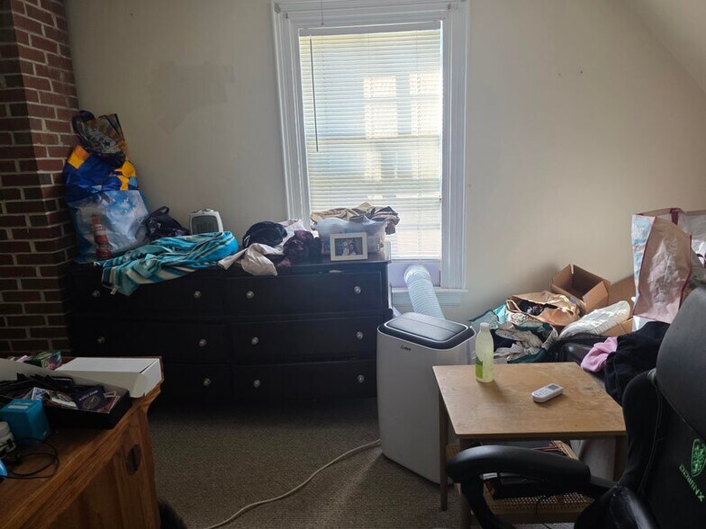 More Photos Of 80 Rankin St, Rockland Multifamily For Sale