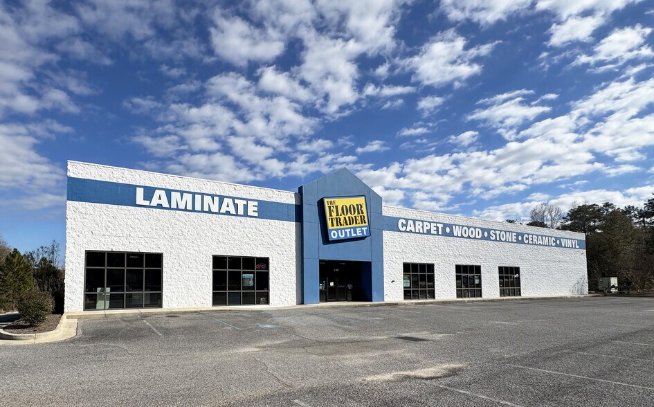 Primary Photo Of 1401 Schillinger Rd, Mobile Freestanding For Sale